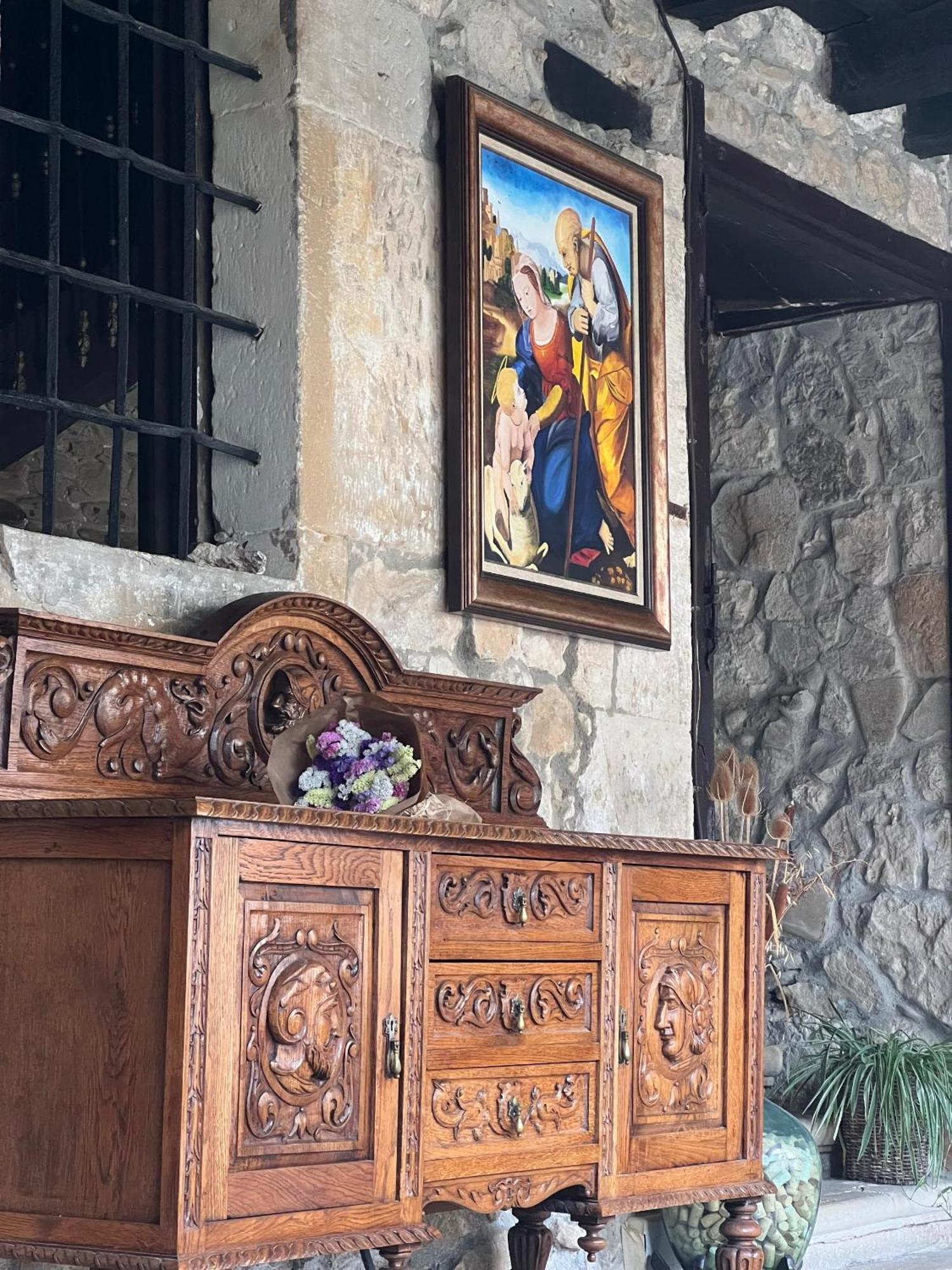 Palacio De Los Alvarado En Las Merindades El Ribero Luaran gambar