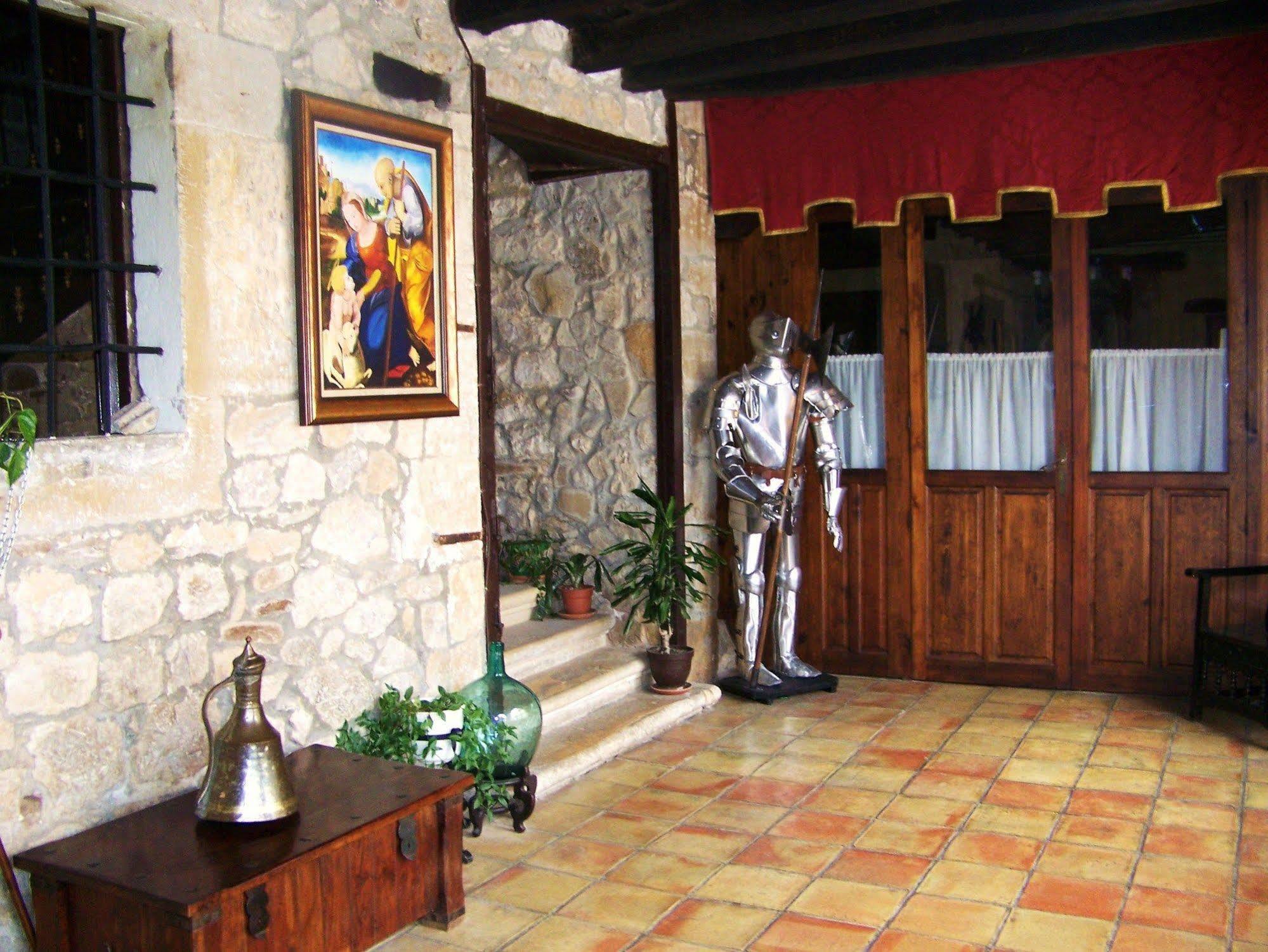 Palacio De Los Alvarado En Las Merindades El Ribero Luaran gambar